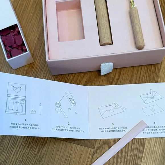 Louis Vuitton 2024 Seal Stamp Set - Picture 3 of 4